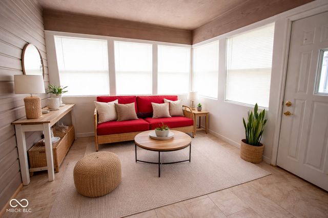 291 Lakemoore Street, Brownsburg, IN 46112