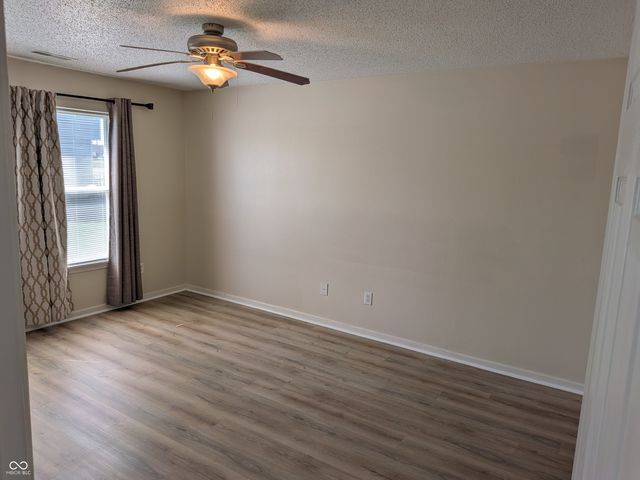 291 Lakemoore Street, Brownsburg, IN 46112