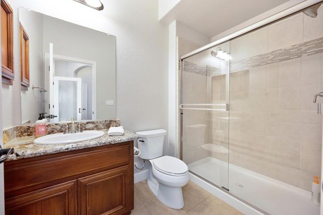 7077 Orchard Cir, Penryn, CA 95663