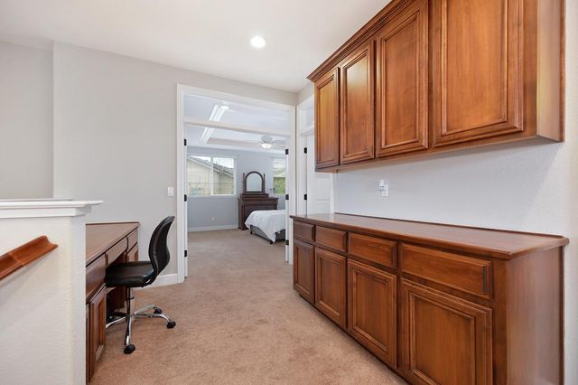 7077 Orchard Cir, Penryn, CA 95663