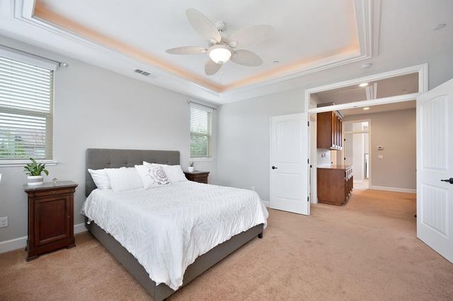 7077 Orchard Cir, Penryn, CA 95663