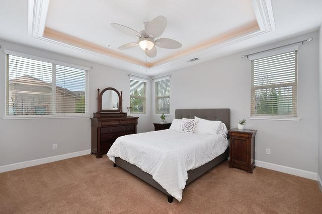 7077 Orchard Cir, Penryn, CA 95663