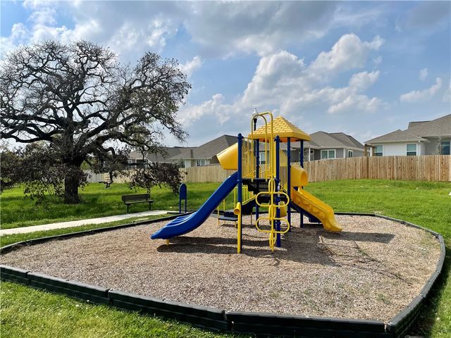 3544 Pointe Du Hoc, Bryan, TX 77808