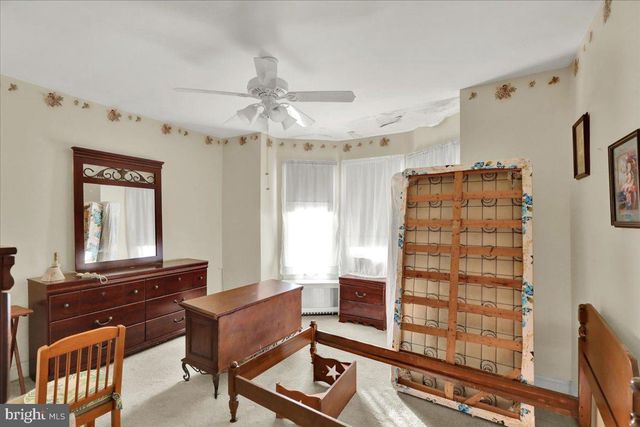 537 WEISER ST, Reading, PA 19601