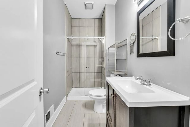 3208 W Wabansia Avenue 1W, Chicago, IL 60647