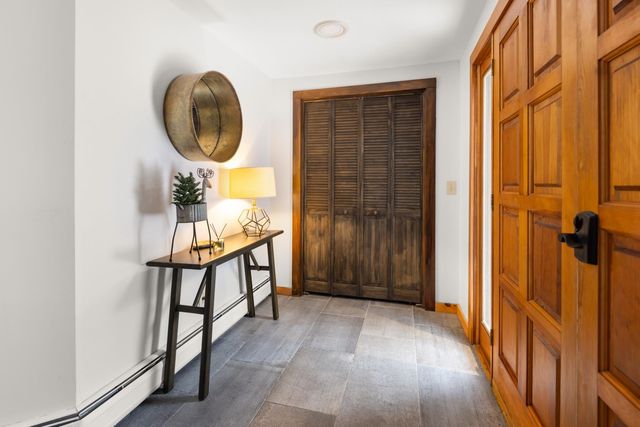 88 Upper Hollow Hill Road, Stowe, VT 05672