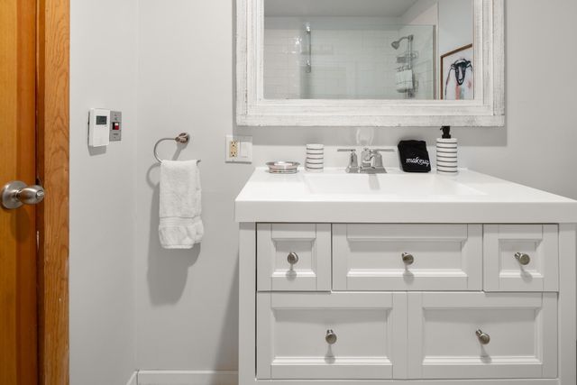 88 Upper Hollow Hill Road, Stowe, VT 05672