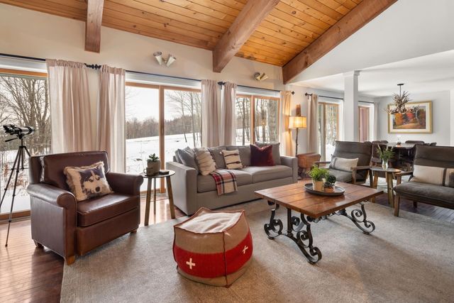 88 Upper Hollow Hill Road, Stowe, VT 05672