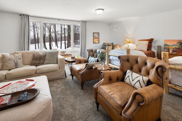 88 Upper Hollow Hill Road, Stowe, VT 05672