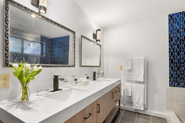 88 Upper Hollow Hill Road, Stowe, VT 05672