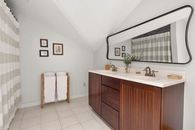 88 Upper Hollow Hill Road, Stowe, VT 05672