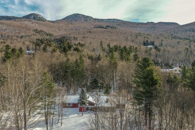 88 Upper Hollow Hill Road, Stowe, VT 05672