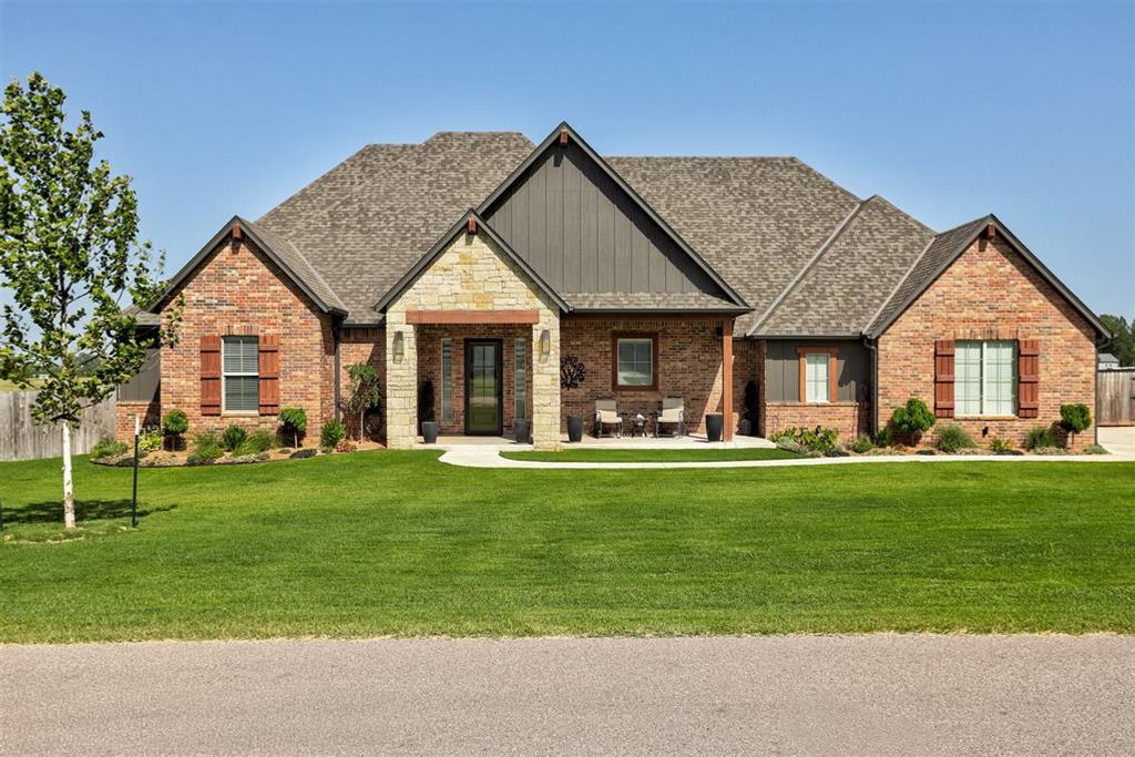 1236 Dorsi Court, Newcastle, OK 73065