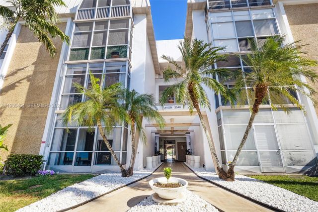 3040 NE 16th Ave 104, Oakland Park, FL 33334