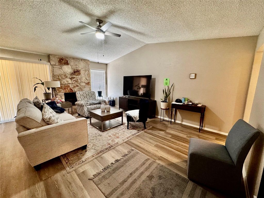 5103 Summerset TRL, Austin, TX 78749