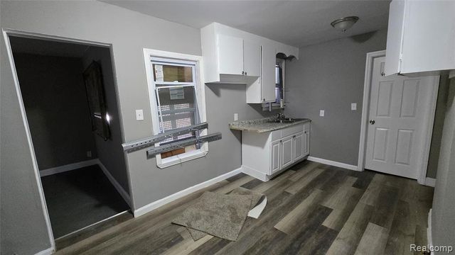 18101 Cornwall Street, Detroit, MI 48224