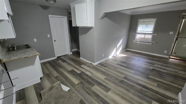 18101 Cornwall Street, Detroit, MI 48224