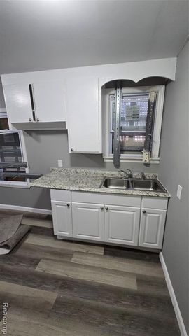 18101 Cornwall Street, Detroit, MI 48224