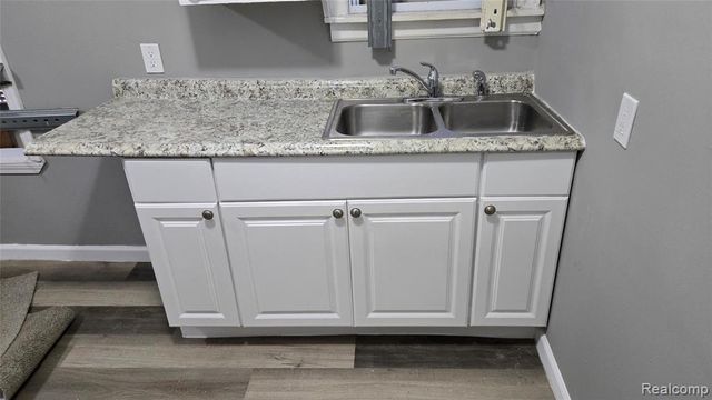 18101 Cornwall Street, Detroit, MI 48224