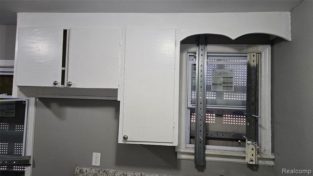 18101 Cornwall Street, Detroit, MI 48224