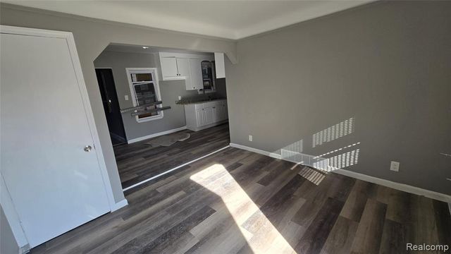 18101 Cornwall Street, Detroit, MI 48224