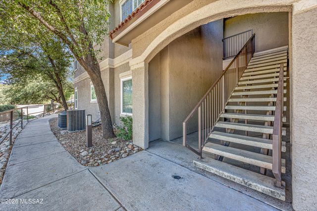 1500 E Pusch Wilderness Dr Unit 8208, Tucson, AZ 85737