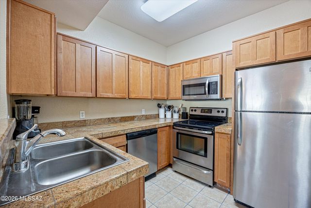 1500 E Pusch Wilderness Dr Unit 8208, Tucson, AZ 85737