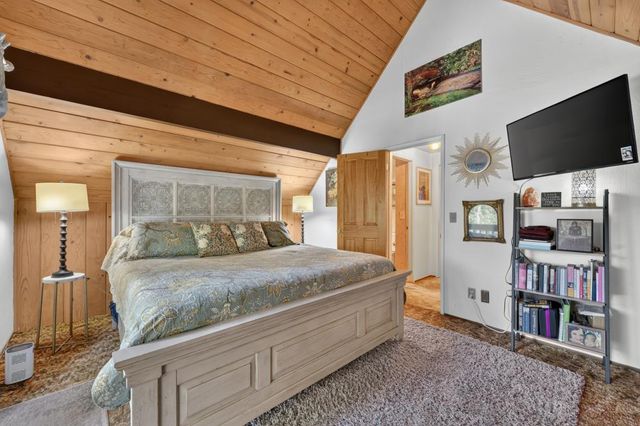 4285 Sierra Springs Dr, Pollock Pines, CA 95726