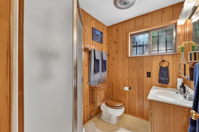 4285 Sierra Springs Dr, Pollock Pines, CA 95726