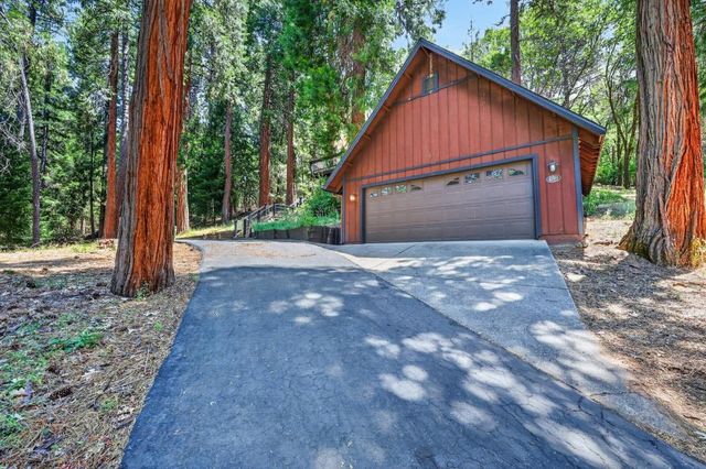 4285 Sierra Springs Dr, Pollock Pines, CA 95726