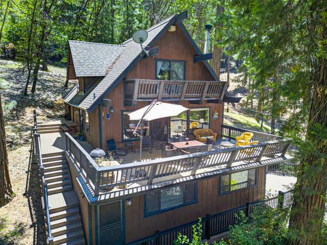 4285 Sierra Springs Dr, Pollock Pines, CA 95726