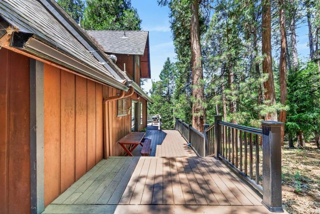 4285 Sierra Springs Dr, Pollock Pines, CA 95726