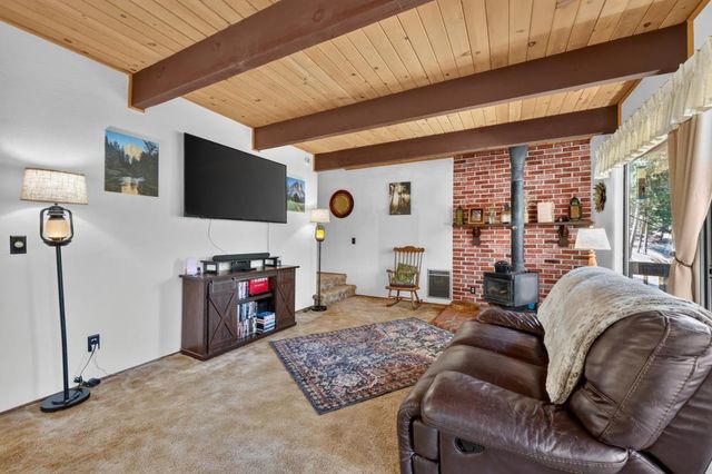 4285 Sierra Springs Dr, Pollock Pines, CA 95726