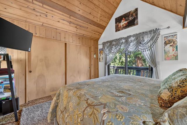 4285 Sierra Springs Dr, Pollock Pines, CA 95726