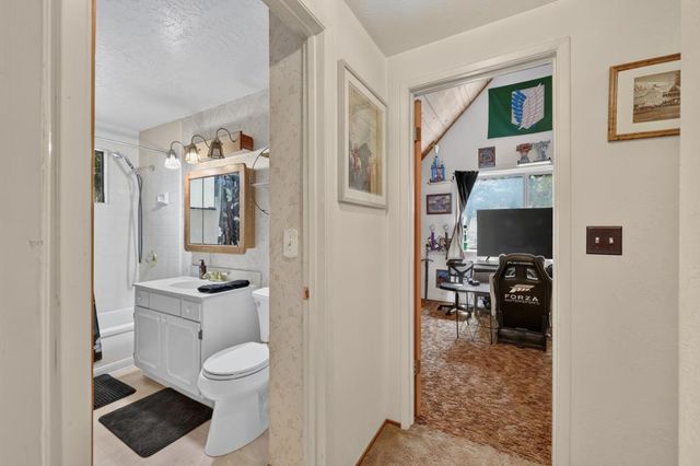 4285 Sierra Springs Dr, Pollock Pines, CA 95726