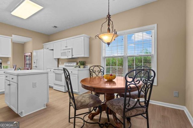 213 Colony Center Drive, Woodstock, GA 30188