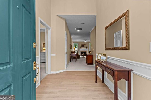 213 Colony Center Drive, Woodstock, GA 30188