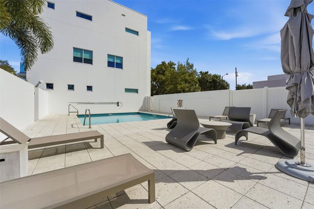 620 RAWLS AVENUE, Sarasota, FL 34236