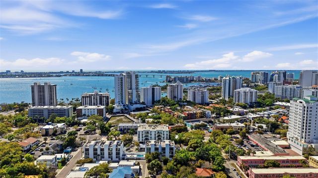 620 RAWLS AVENUE, Sarasota, FL 34236