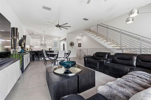 620 RAWLS AVENUE, Sarasota, FL 34236