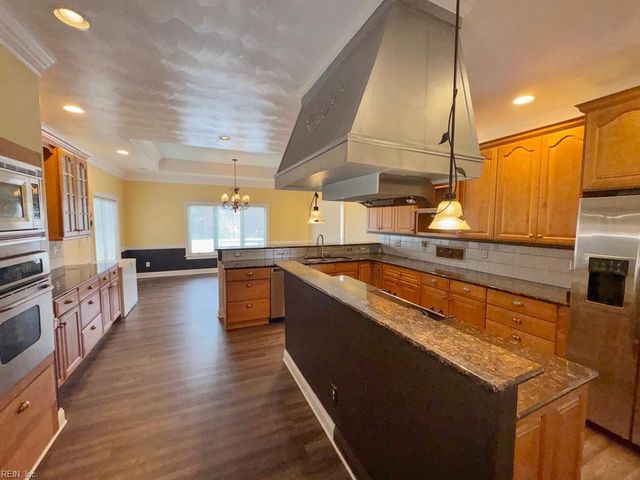 801 Dasa Leo CT, Virginia Beach, VA 23456