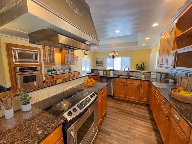 801 Dasa Leo CT, Virginia Beach, VA 23456