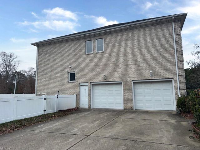 801 Dasa Leo CT, Virginia Beach, VA 23456