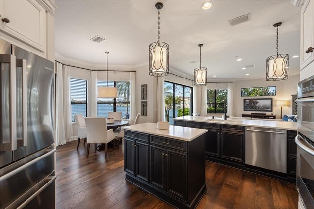 3598 10TH STREET NE, St Petersburg, FL 33704