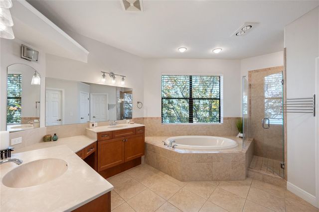 3598 10TH STREET NE, St Petersburg, FL 33704