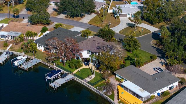 3598 10TH STREET NE, St Petersburg, FL 33704