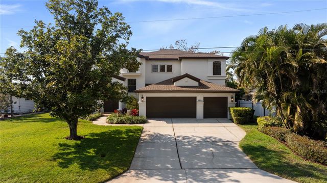 3598 10TH STREET NE, St Petersburg, FL 33704