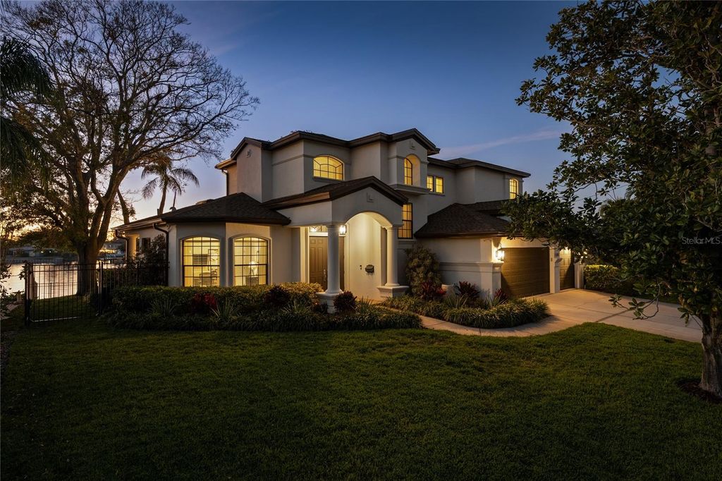 3598 10TH STREET NE, St Petersburg, FL 33704