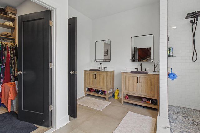 197 W 1st Avenue, Crestview, FL 32536