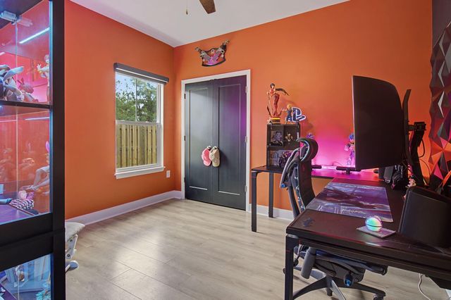 197 W 1st Avenue, Crestview, FL 32536